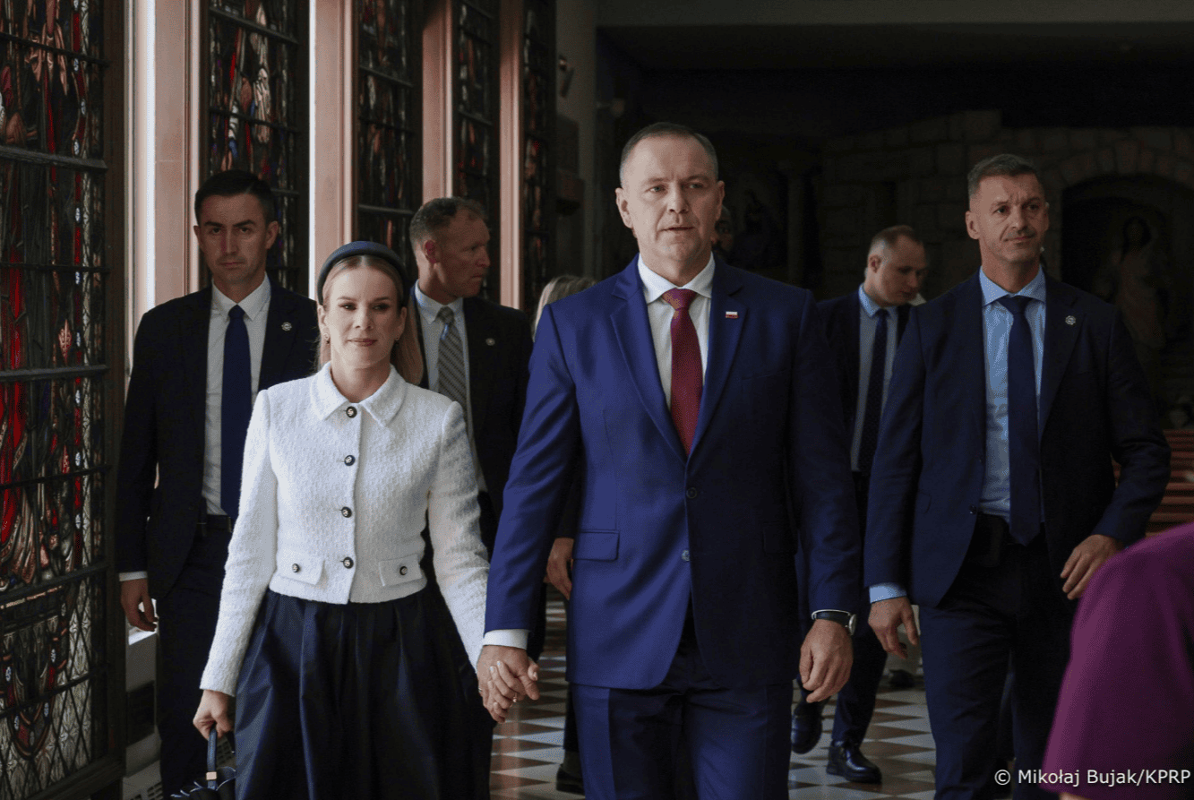 Nawrocki w USA. Afera w "Amerykańskiej Częstochowie", powiało grozą. Służby w akcji