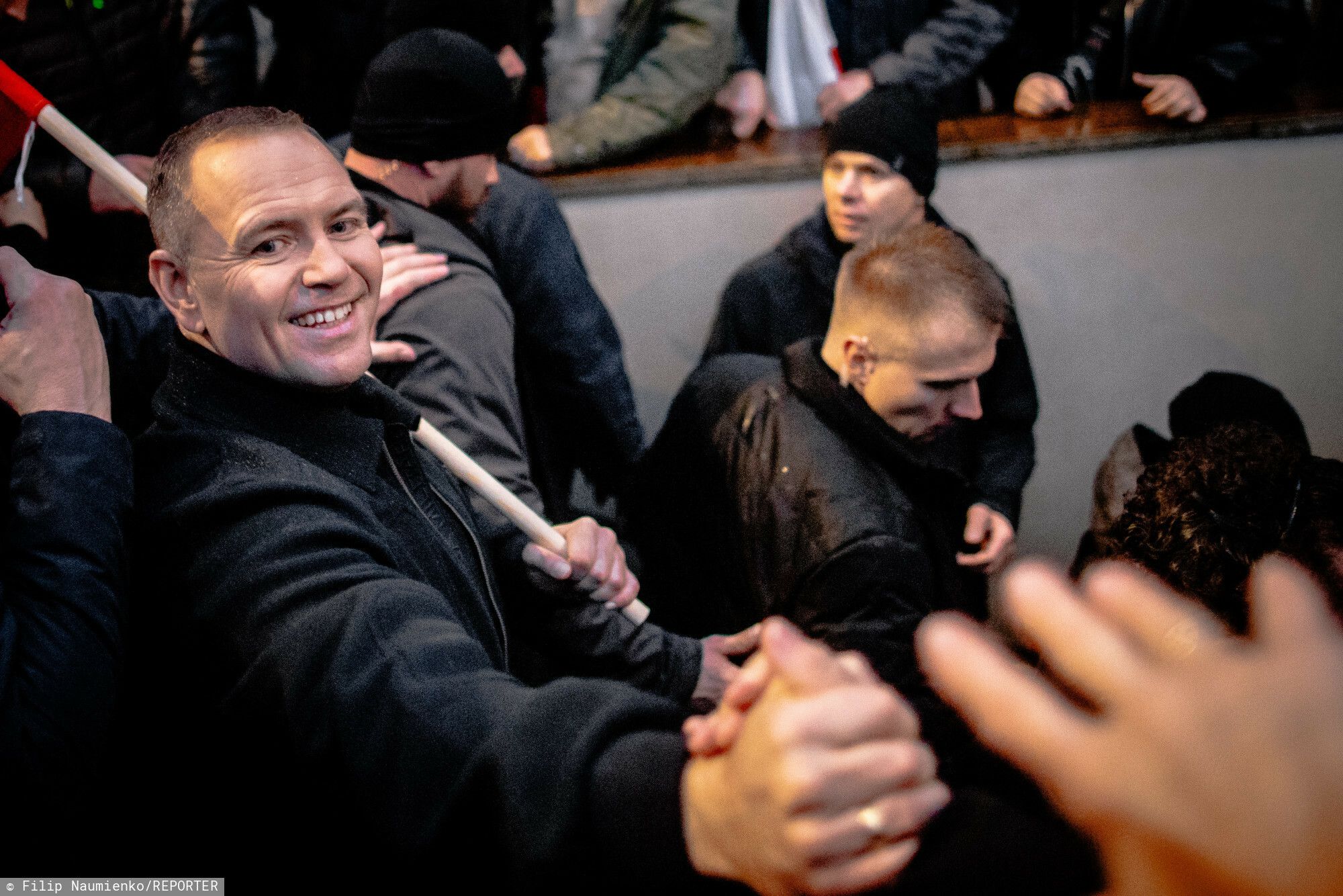 Nawroccy zapozowali do zdjęcia i się zaczęło. Gest pierwszej damy wywołał burzę