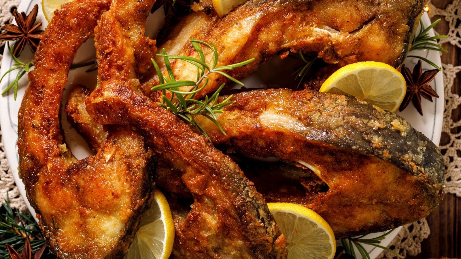 Wigilia 2025: Jak wybrać dobrego karpia? Poznaj patent szefów kuchni