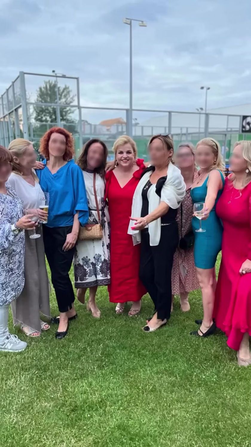 Do sieci trafiły zdjęcia z wesela Bosackiej. Pokazała drugą suknię. Impreza w plenerze