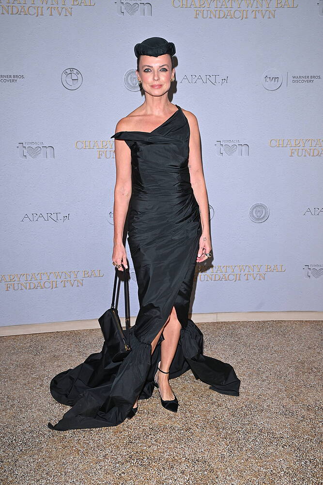 Plejada znanych na Charytatywnym Balu TVN. Jedna kreacja piękniejsza od drugiej