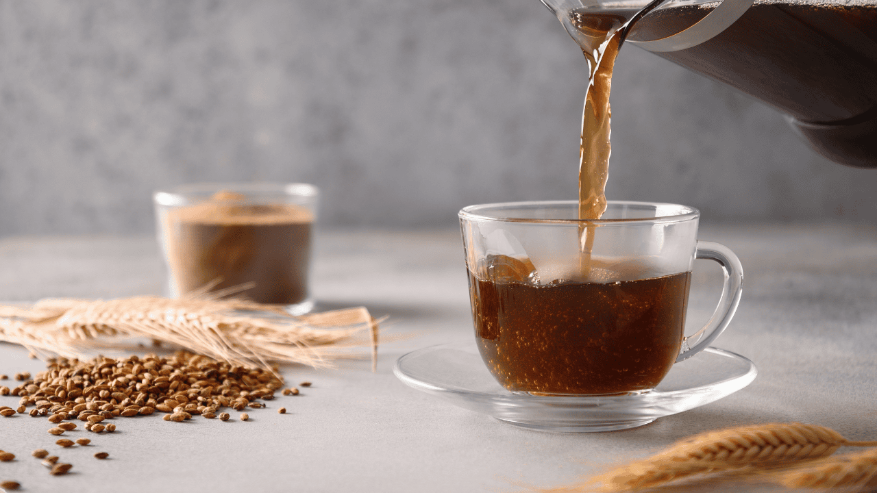 Zapomniana kawa wraca do łask. Dobra przy nadciśnieniu, refluksie i problemach jelit