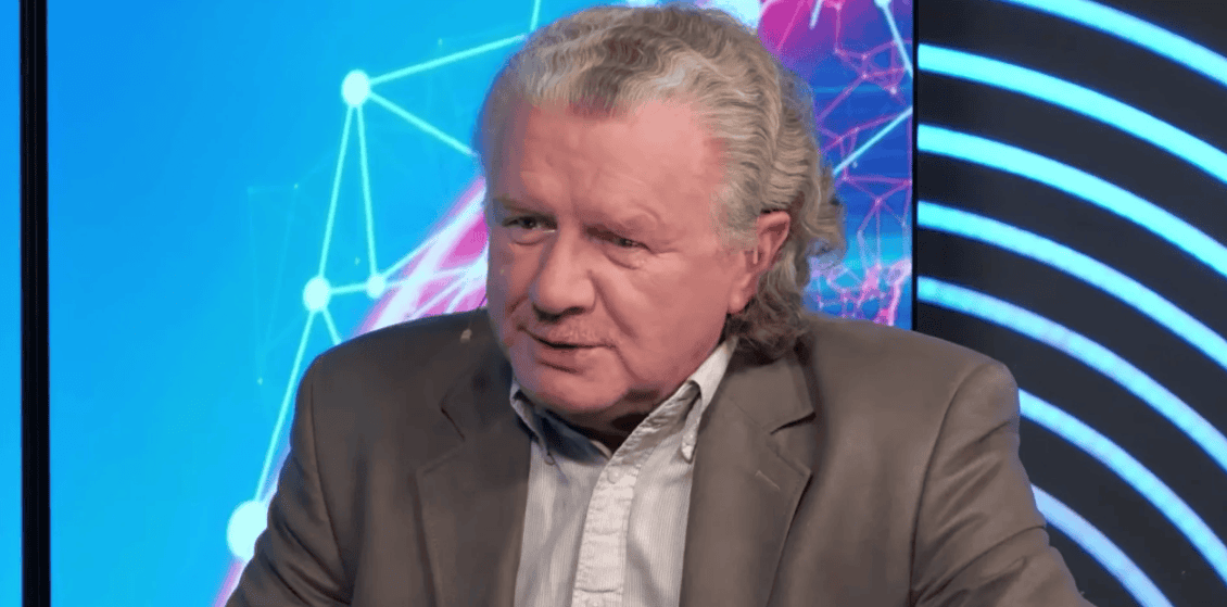 Kazimierz Krupa ostro o Nawrockim. „Siedzi w pałacu i pilnuje żyrandola”