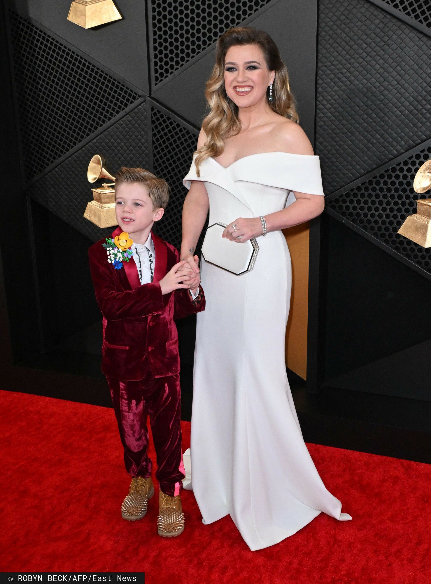 Kelly Clarkson z synem - Nagrody Grammy 2024, fot. EastNews
