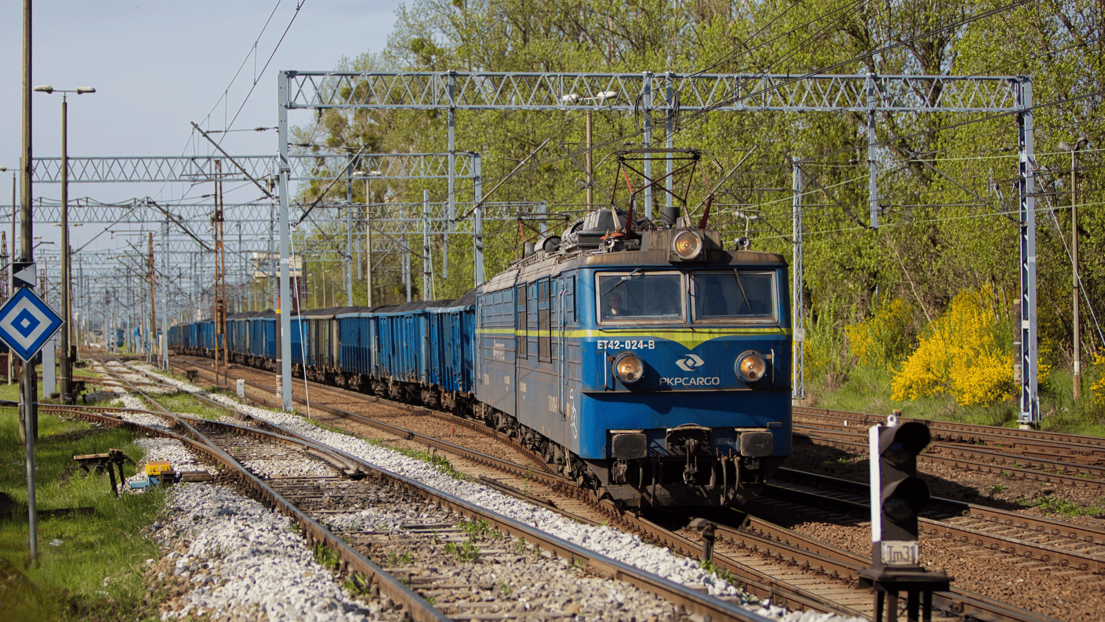 Tragedia na torach w Płocku. 17-latek zginął potrącony przez pociąg