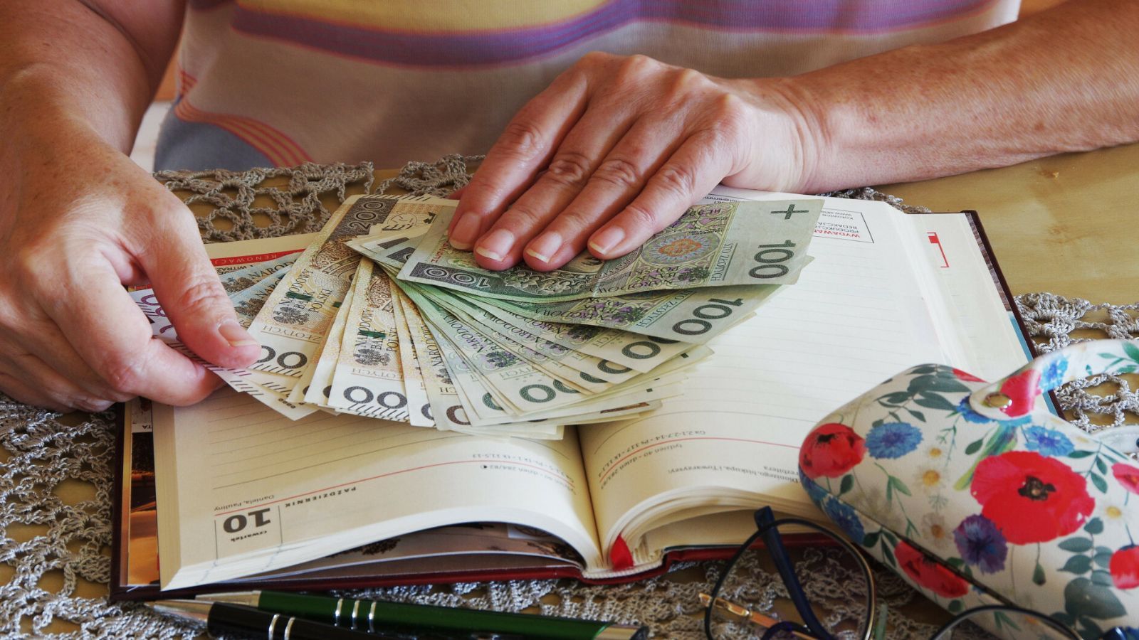 Mogą zabrać seniorom choćby 60 proc. z emerytury. Wiele osób nie ma o tym pojęcia