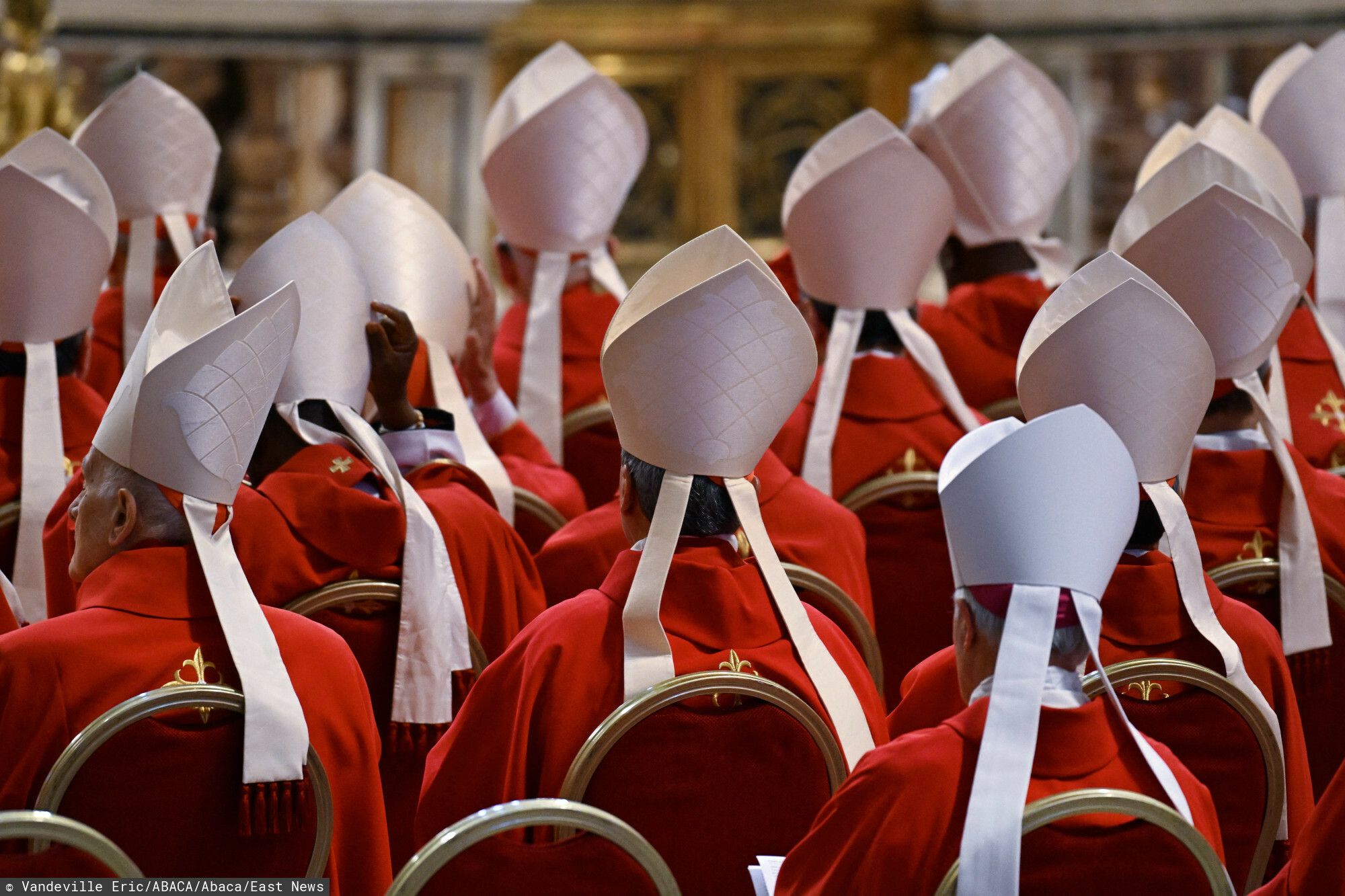 Z OSTATNIEJ CHWILI. Biały dym nad Watykanem. Wybrano nowego papieża