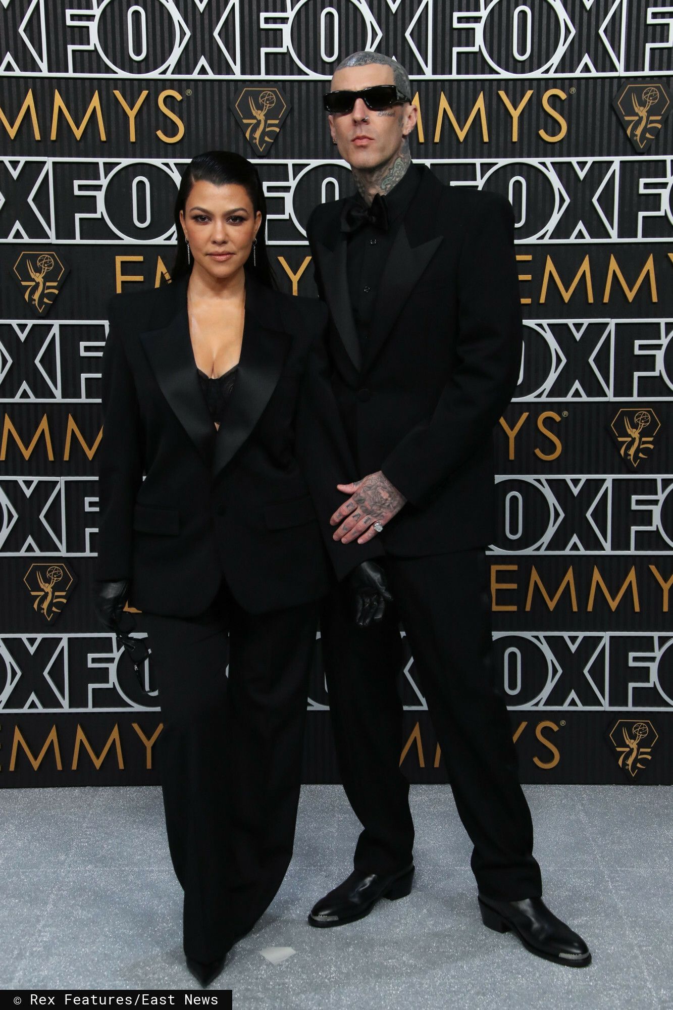 Kourtney Kardashian i Travis Barker - Nagrody Emmy 2023, fot. EastNews