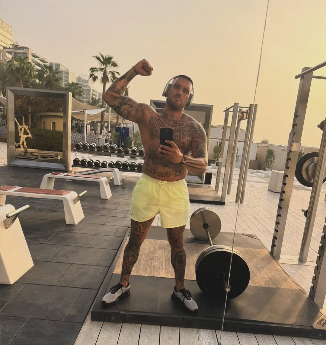 Media: Poszukiwany polski raper zatrzymany. W tle poważne zarzuty