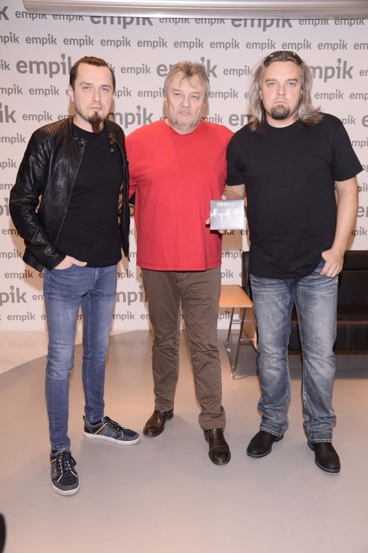 Krzysztof Cugowski z dnia na dzień zostawił żonę. Zdumiewająca reakcja jego synów
