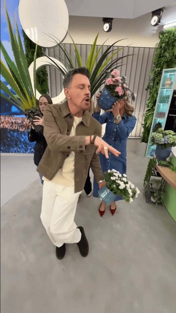 Ibisz w wersji Bad Bunny. Prezenter zaskoczył nowym lookiem, a w komentarzach zawrzało