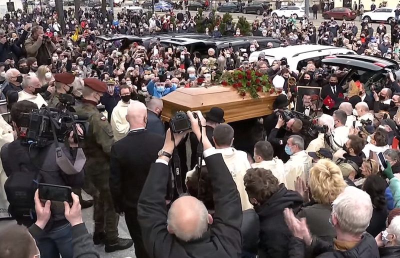 Krzysztof Krawczyk pogrzeb.jpg