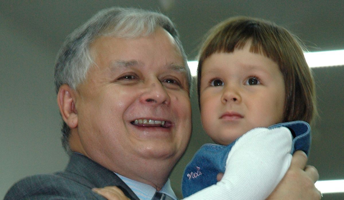 Lech Kaczyński z wnuczką