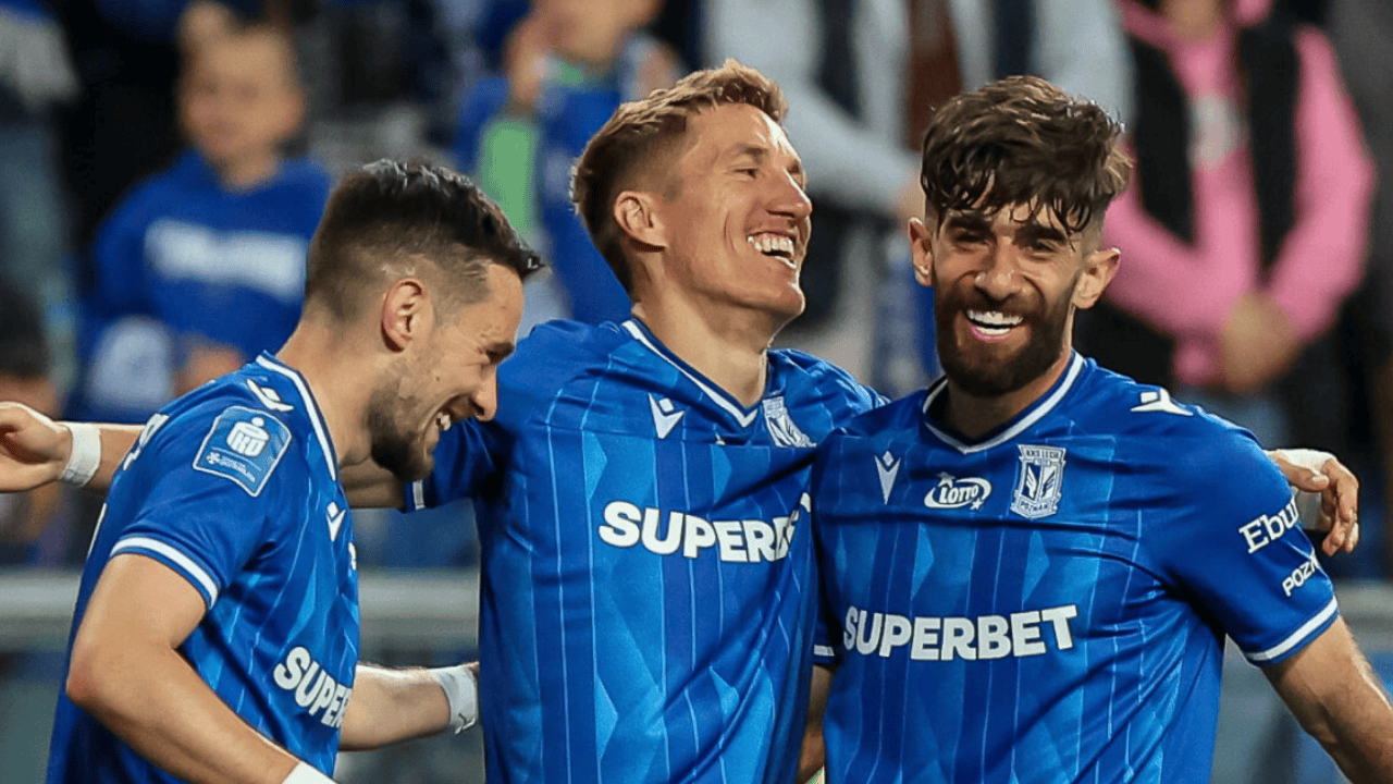 Trudno uwierzyć, co zrobili polscy kibice w centrum europejskiej stolicy. Wstyd na cały świat