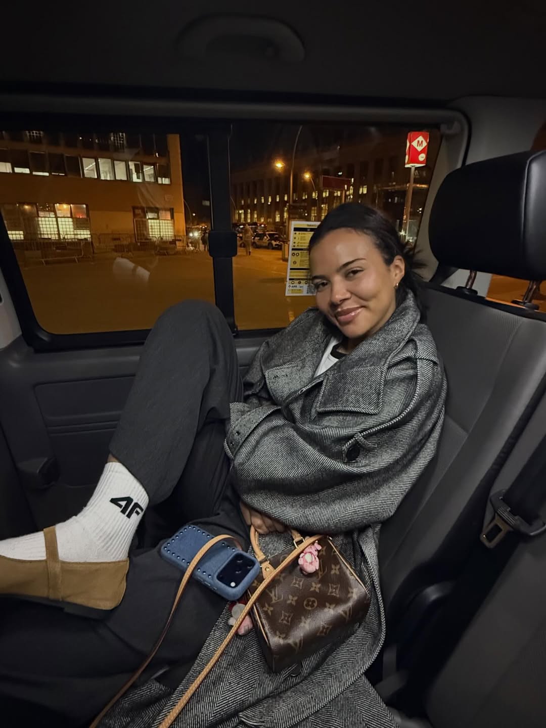 Znana celebrytka obiecała, że ogoli głowę w zbiórce dla dzieci. Zrezygnowała w ostatniej chwili