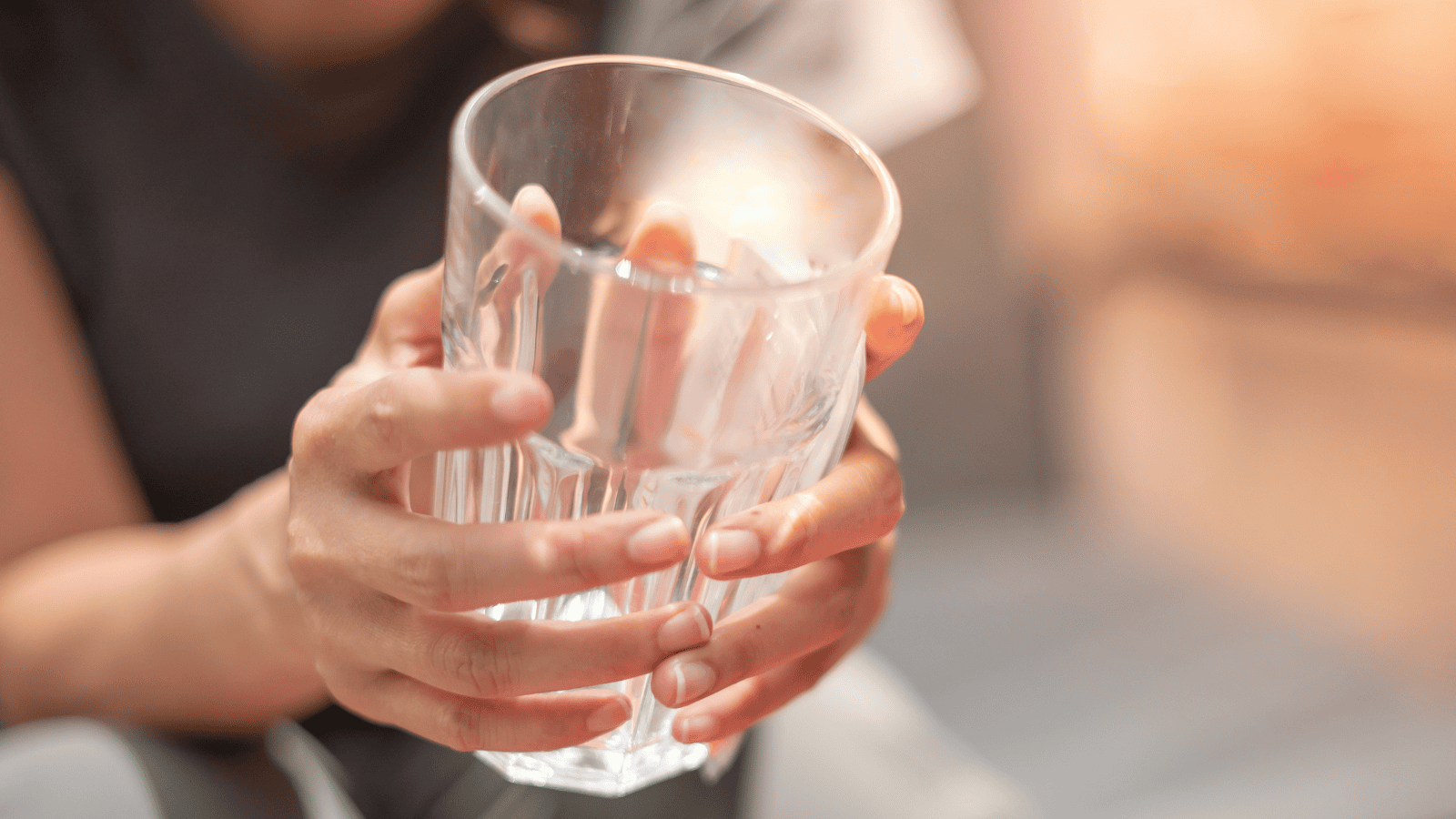 Sanepid ostrzega przed skażonymi naczyniami. Popularna sieć wycofuje produkt ze sprzedaży