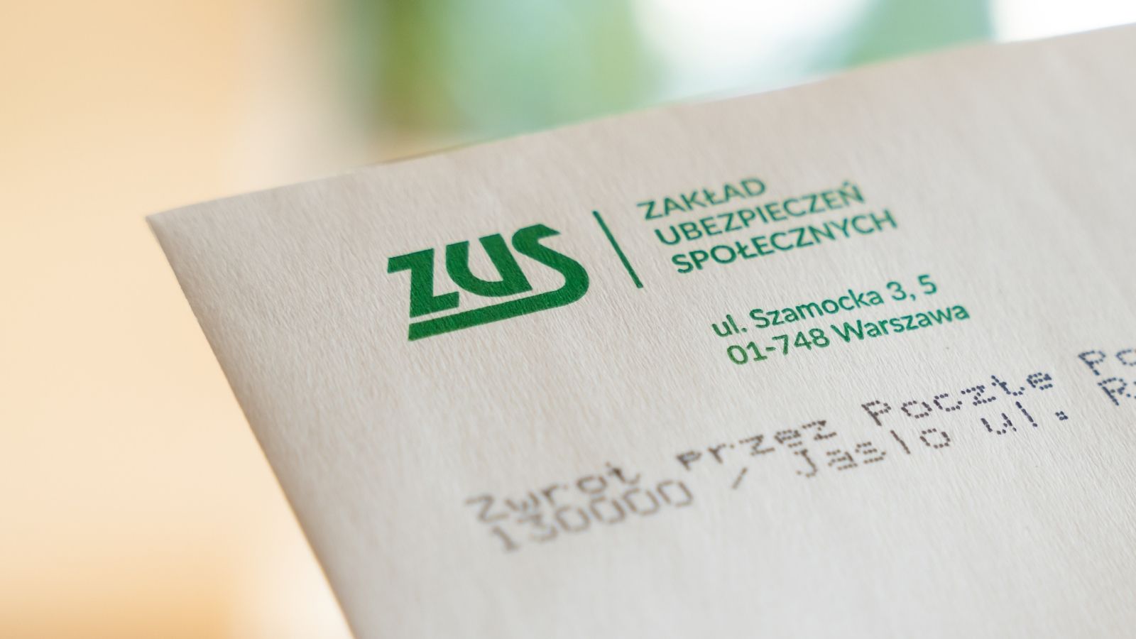 ZUS wysłał listy do prawie 9 mln Polaków. W środku dwie ważne decyzje