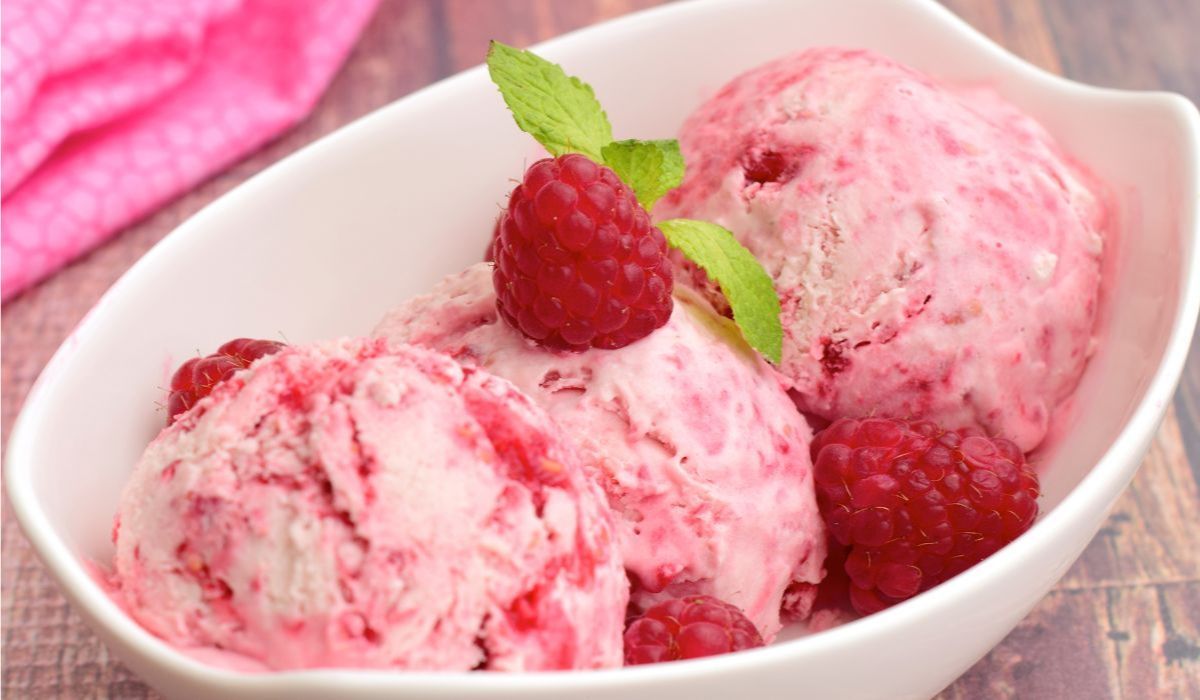 Pyszne lody owocowe