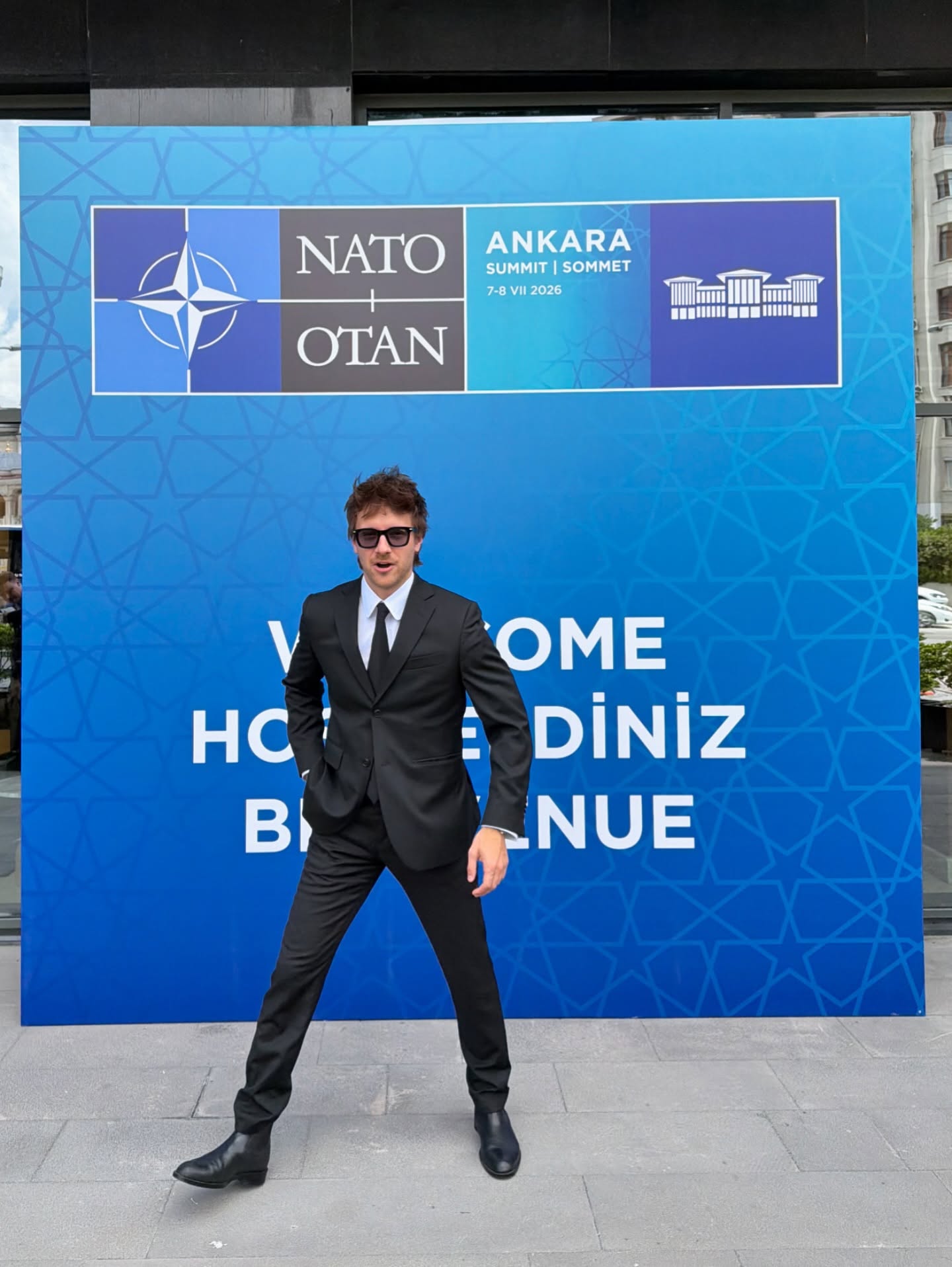 Polski aktor na szczycie NATO obok Trumpa. Gwiazdor seriali TVP zaskoczył fanów