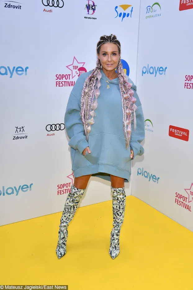 Rozenek nie zawsze olśniewała. O tych stylizacjach być może wolałaby zapomnieć