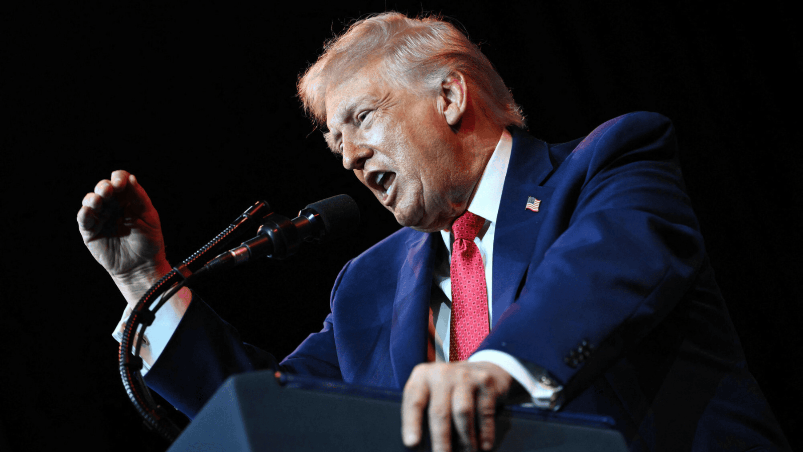 Ledwo Trump skończył przemawiać a tu coś takiego. Nie do wiary jak potraktował Polskiego dyplomatę