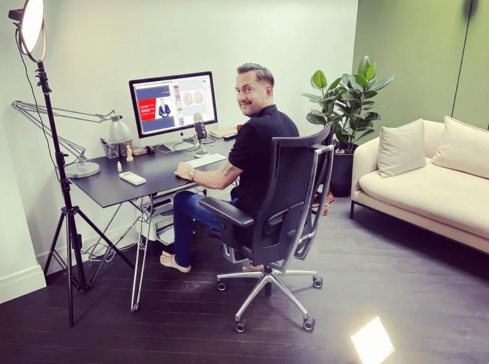 W takich warunkach mieszkał Prokop z żoną. Wnętrza mówią same za siebie