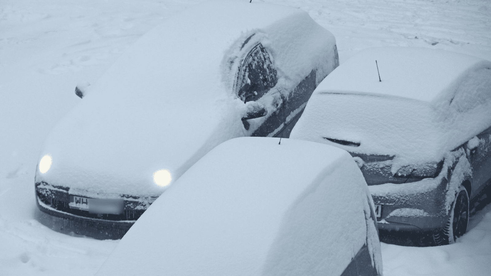Zapowiada się uderzenie śnieżycy. Nawet pół metra śniegu w Polsce
