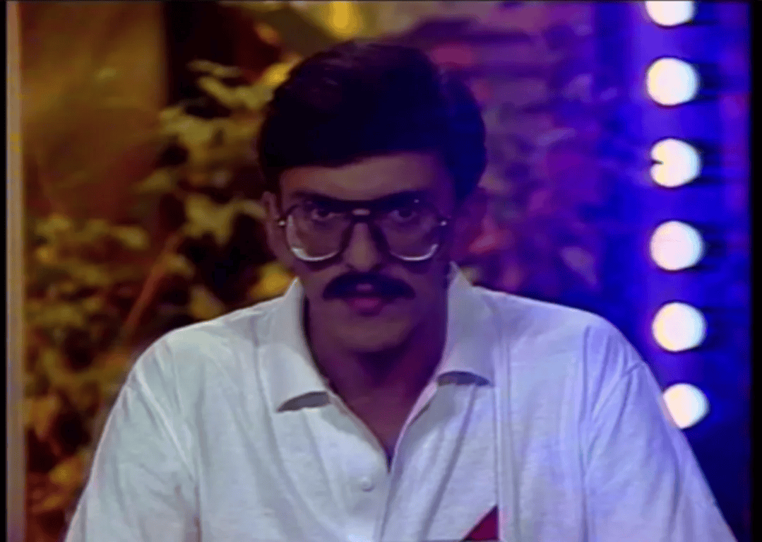 Polacy go uwielbiają, a jego nazwisko zna każdy. Mało kto poznaje, kim jest mężczyzna ze zdjęcia