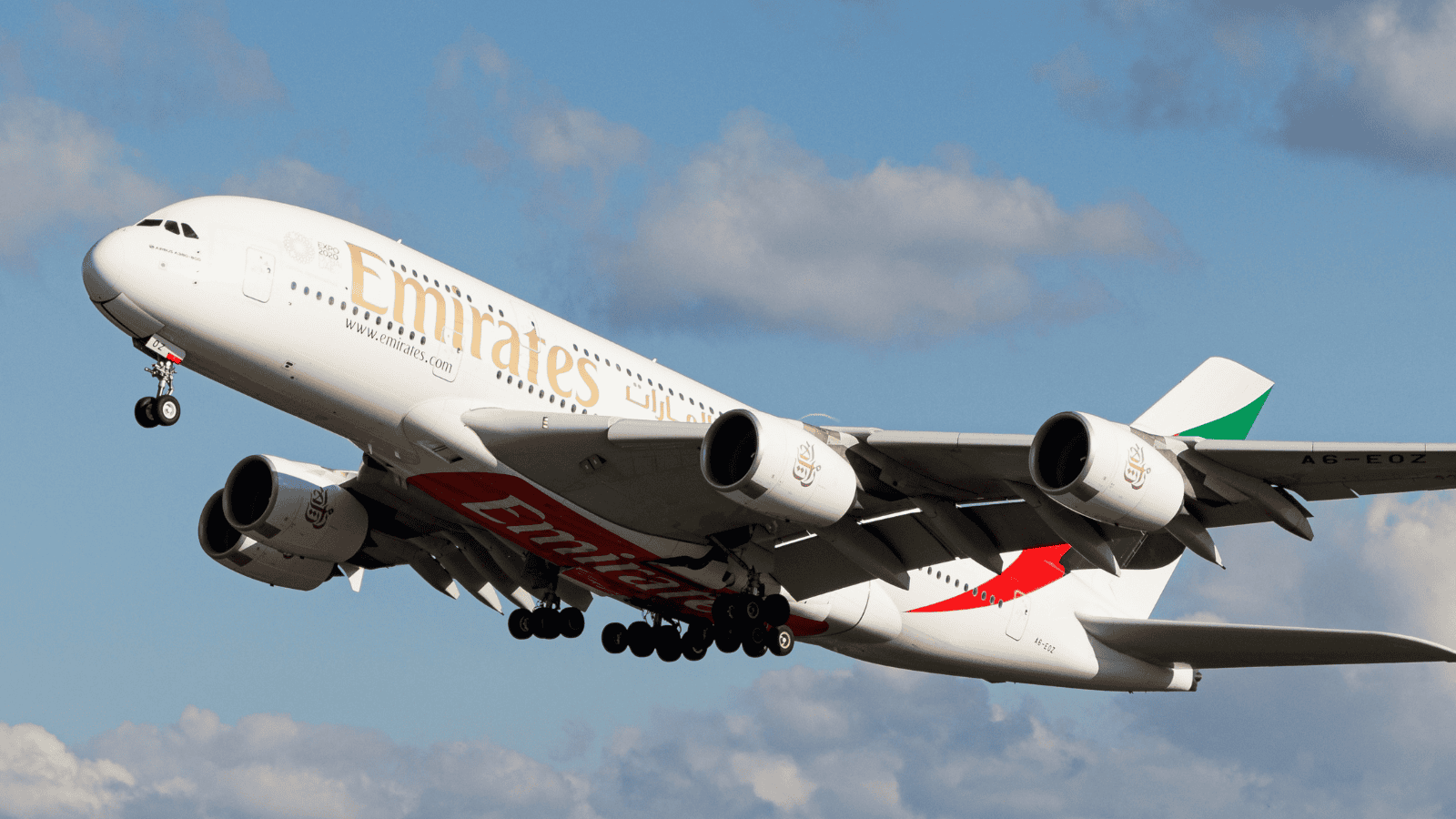 Pierwszy lot z Dubaju przykuł uwagę świata. Śledziło go ponad 100 tysięcy osób