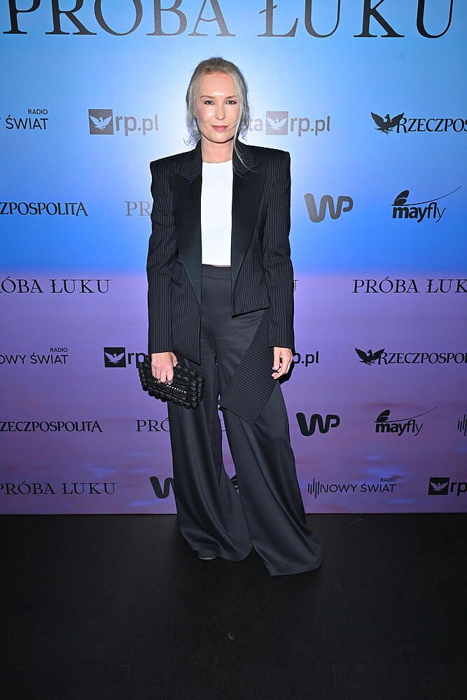 Gwiazdy na premierze "Próba Łuku". Steczkowska jak JLO, Sieklucka, Wolszczak, Herbuś