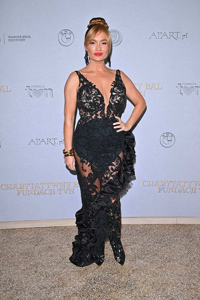 Plejada znanych na Charytatywnym Balu TVN. Jedna kreacja piękniejsza od drugiej