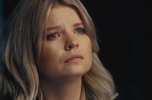 Smutny komunikat TVP. nagle pokazali czarno białe zdjęcia. Fani ocierają łzy