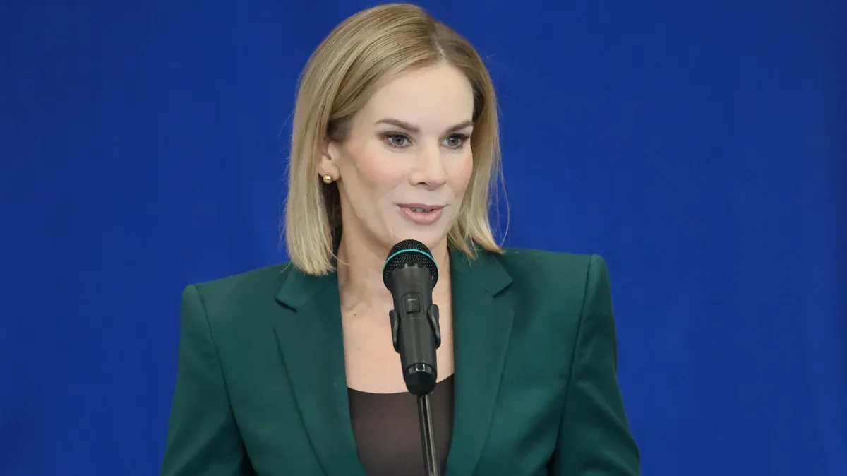 Marta Nawrocka wraz z uczniami udekorowała Pałac Prezydencki 