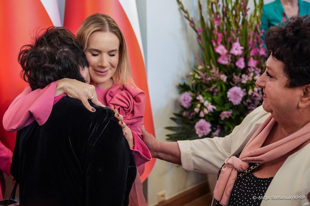 Pierwsza Dama o diagnozie nowotworu. "Badajmy się i edukujmy"