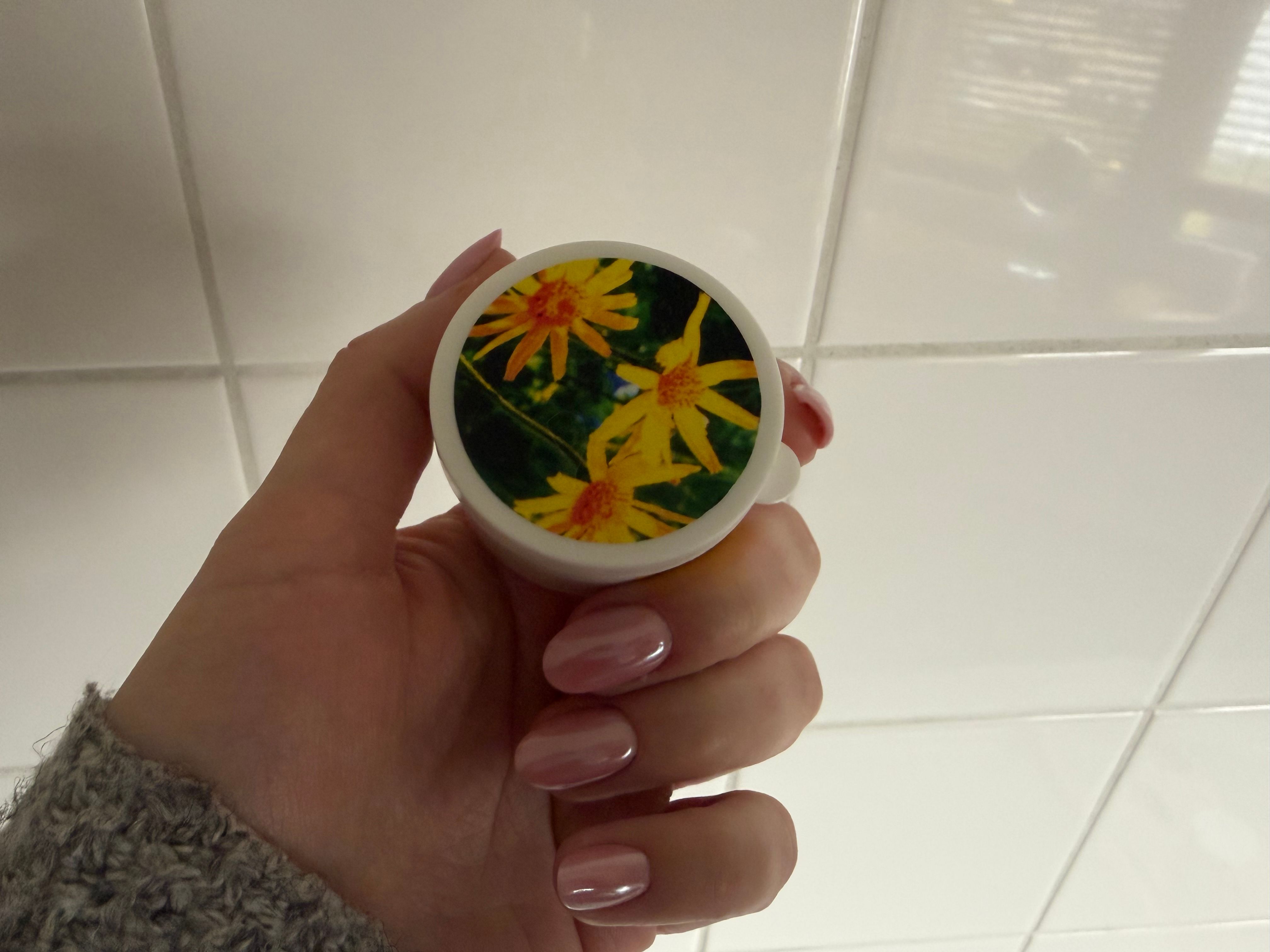 Ta maść z apteki za 9 zł to hit. Kosztuje grosze, a działa cuda na stawy i cerę. Kupuję od razu kilka sztuk