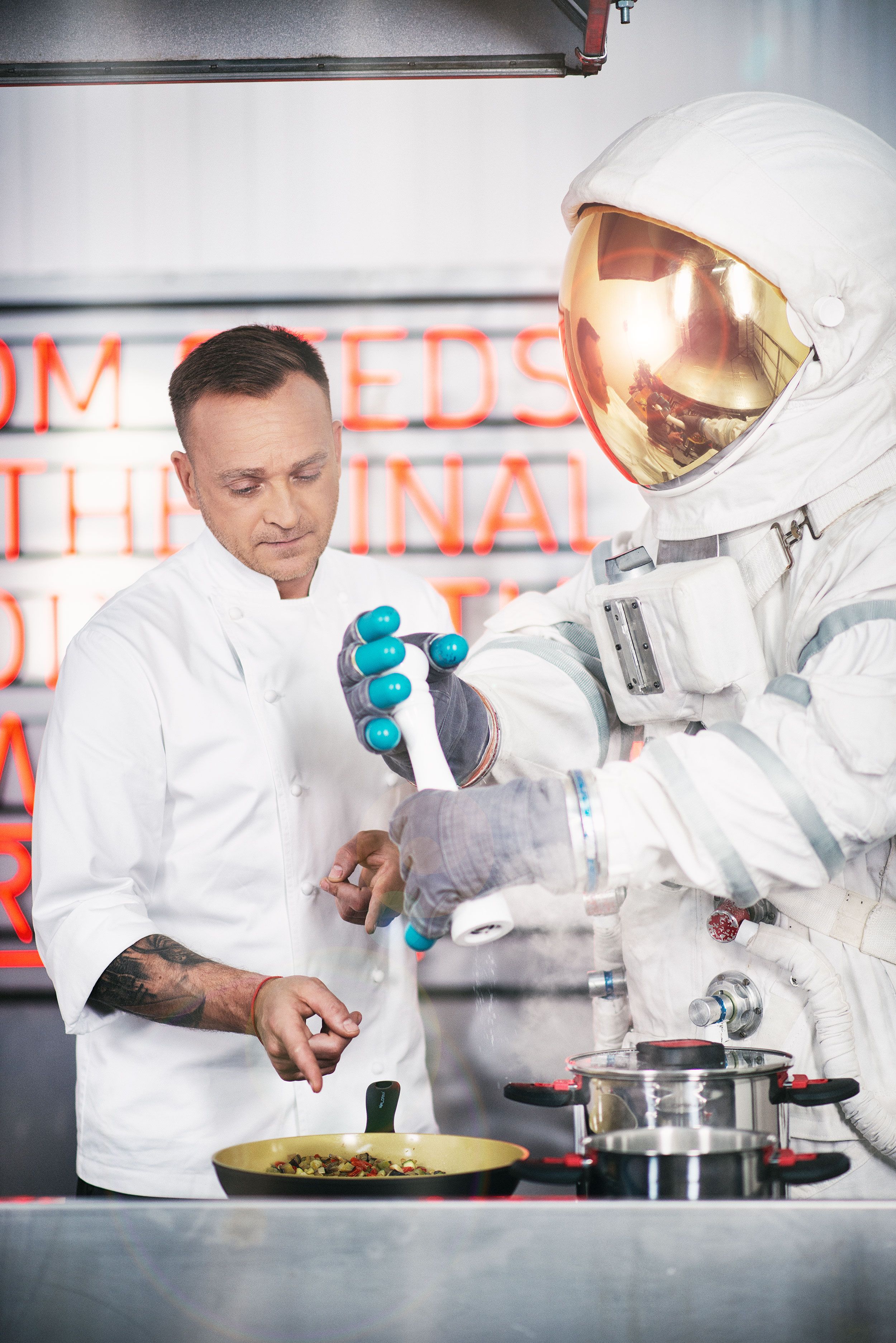 Mateusz Gessler stworzył menu dla astronautów. Te dania 9 czerwca polecą w kosmos. Każdy może ich spróbować