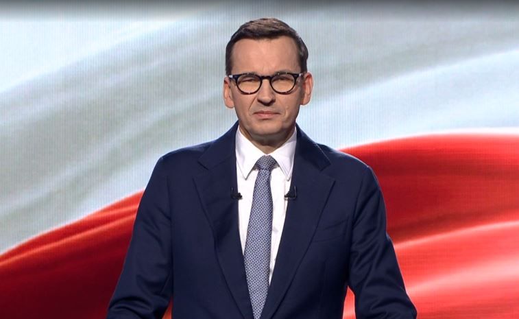 Mateusz Morawiecki podczas debaty zaskoczył niektórymi porównaniami, fot. kadr z „Debaty wyborczej” w 2023 roku 2.JPG