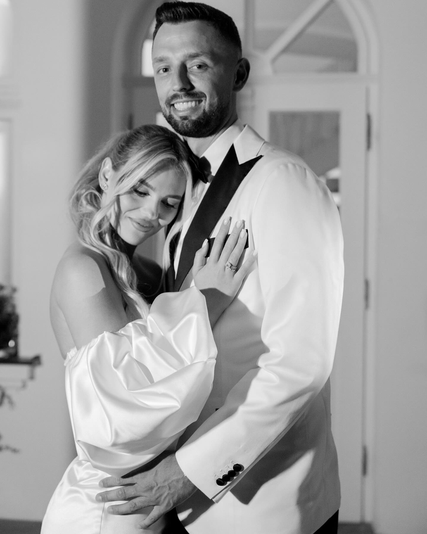 Piłkarz reprezentacji Polski wziął ślub. Piękne zdjęcia trafiły do sieci