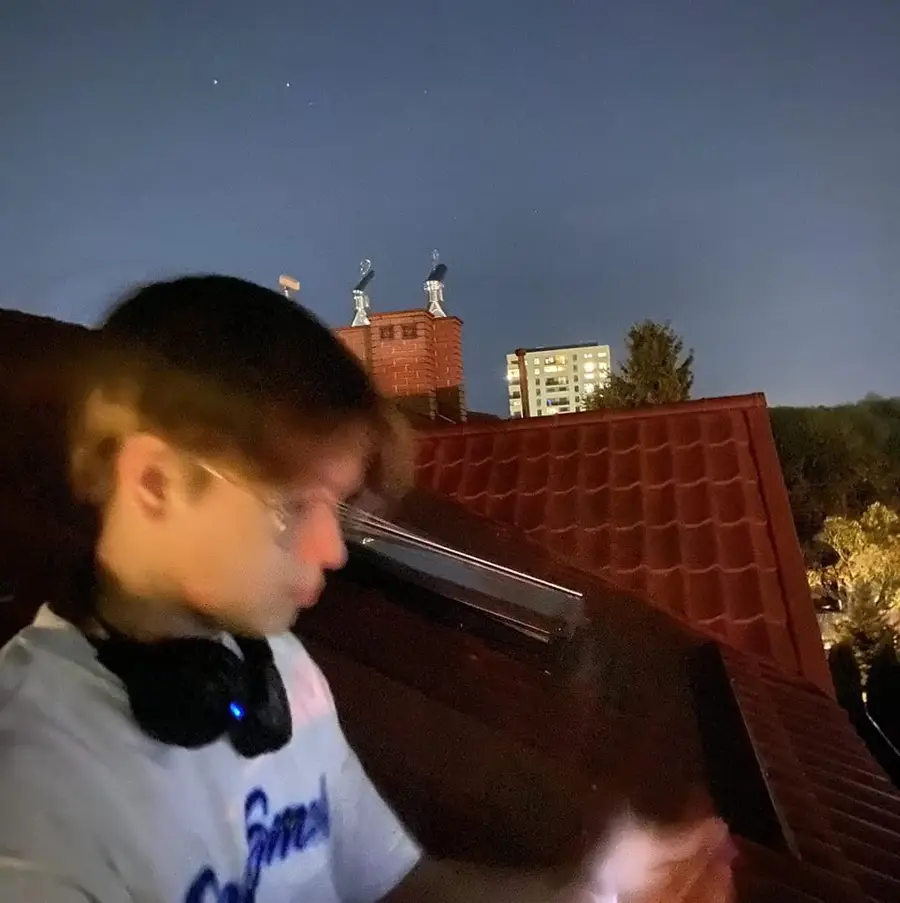 Uwielbiała go cała Polska, a teraz to dorosły chłopak. Tak wyygląda dzisiaj kazik z "Listów do M"