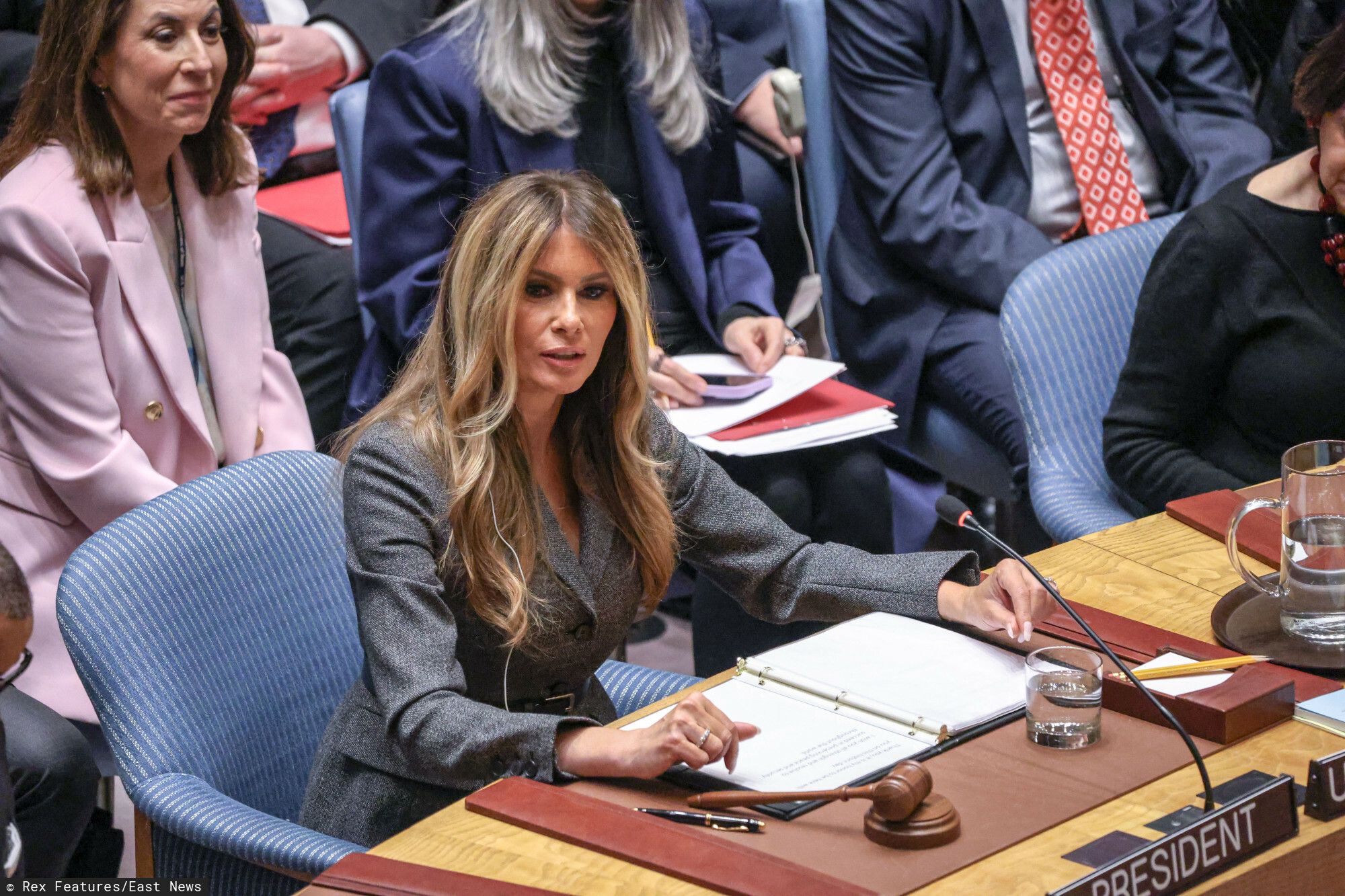 Zjawiskowa Melania Trump na Radzie Bezpieczeństwa ONZ? Uwadze stylistki nie umknął jeden mankament