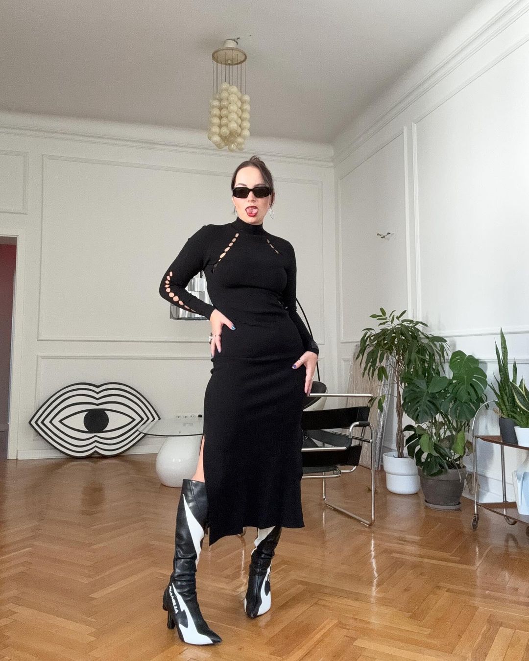 Mery Spolsky w sukience Y-3 Ingesan Knit