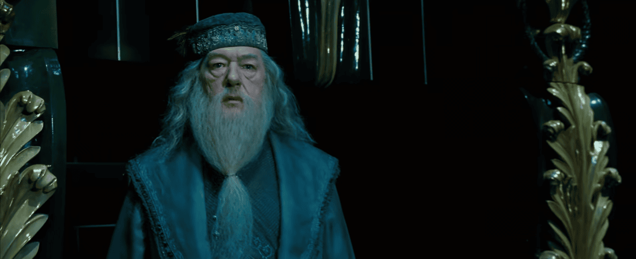 Michael Gambon zmarł w wieku 82 lat, fot. kadr z filmu „Harry Potter i Zakon Feniksa” 1.png