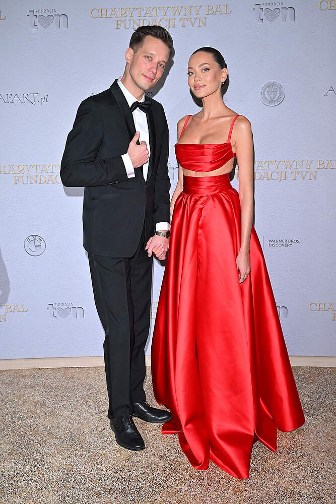 Plejada znanych na Charytatywnym Balu TVN. Jedna kreacja piękniejsza od drugiej