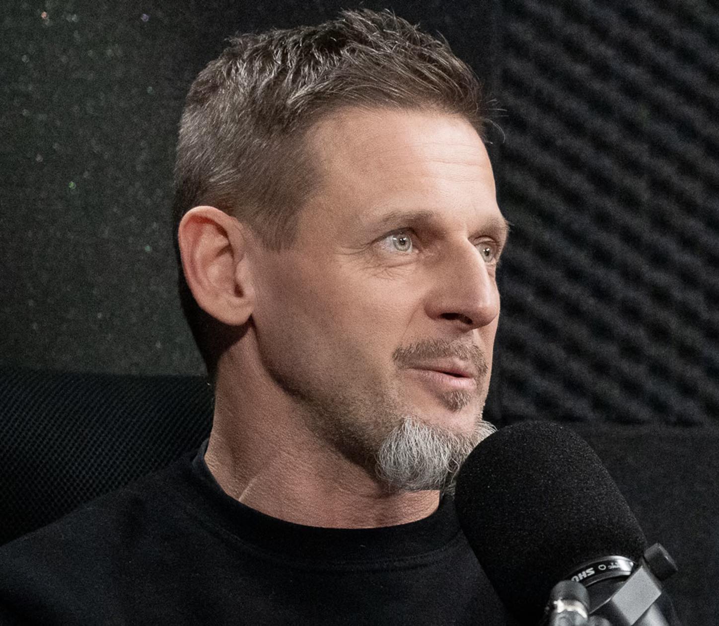 Ujawniono, co dzieje się z Michałem Wójcikiem z Ani Mru Mru. Oto prawda