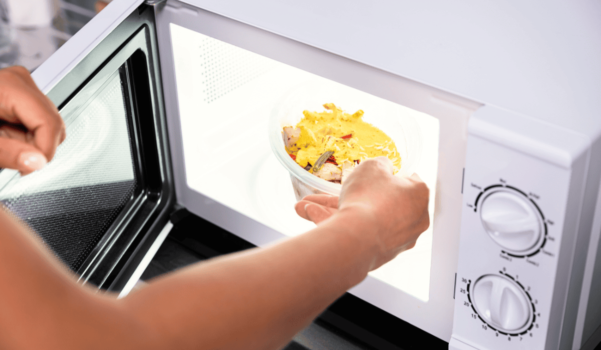 Są wszędzie, niszczą wątrobę i nerki. W Danii i Francji już zakazane