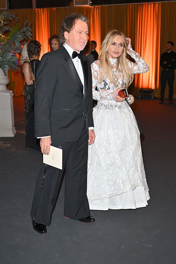 Żebrowska pokazała odważne zdjęcie przed balem TVNu. Internet oszalał