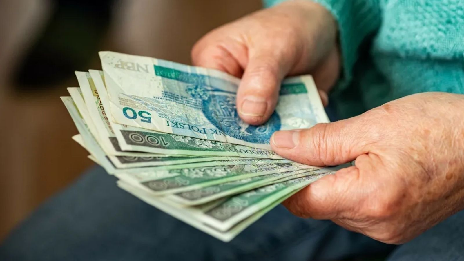 Pobiera 54072 zł miesięcznie emerytury. Trudno uwierzyć jak doszedł do takich świadczeń