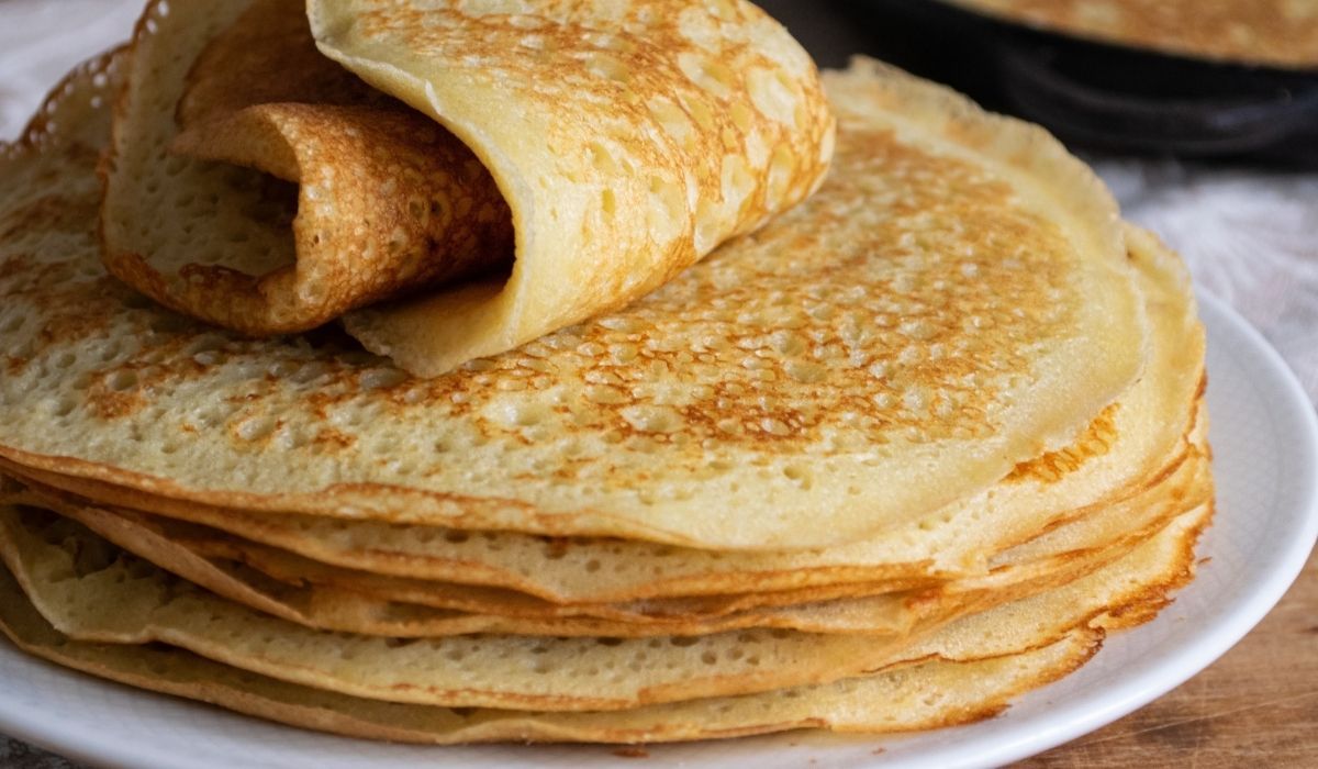 Zaskakujący przepis na naleśniki po islandzku. Sekret tkwi w 1 dodatku