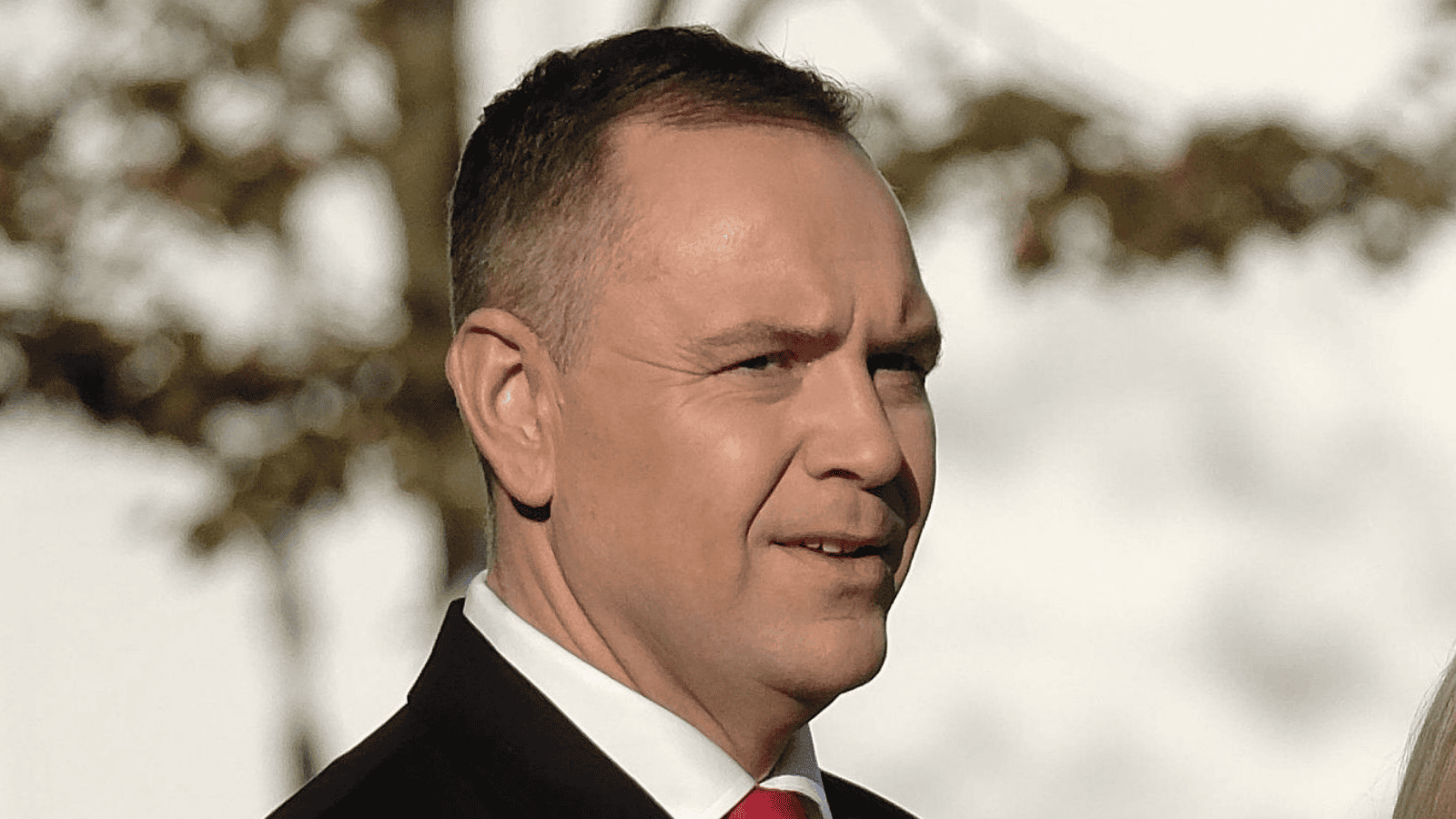 Dwa zdjęcia z wizyty Nawrockiego wywołały burzę w sieci. MSZ odpowiada