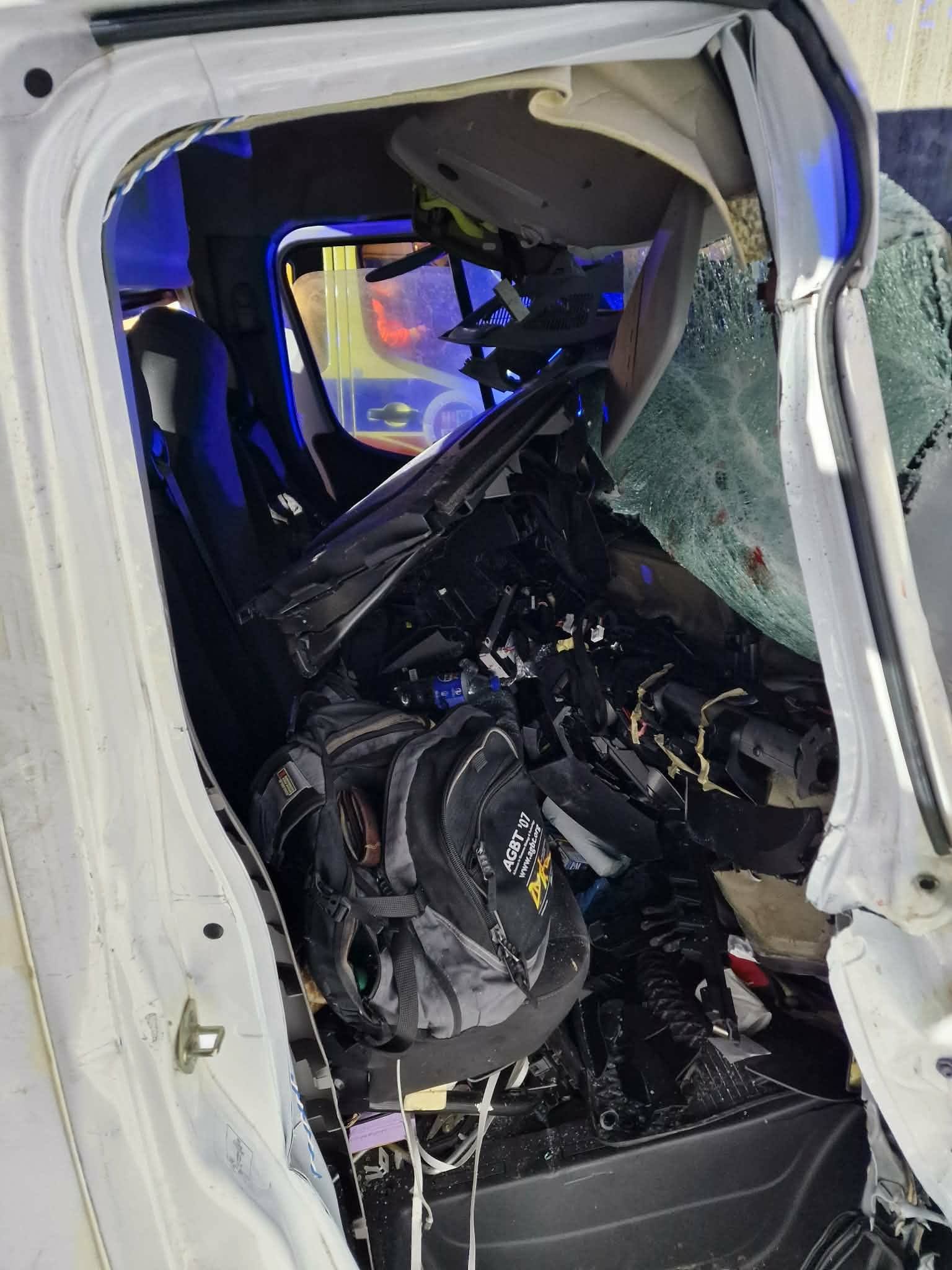 Koszmarny wypadek. Wbił się w ciężarówkę, wlokła go autostradą przez dwa kilometry